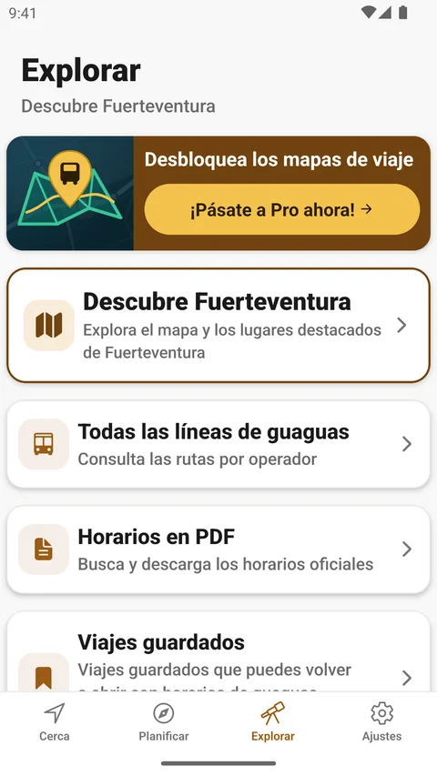 Pestaña Explorar de la app de Android, Descubre Fuerteventura: el mapa Descubre Fuerteventura, Todas las líneas de guaguas, Horarios en PDF y Viajes guardados.