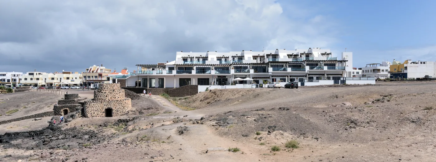 The old lime kiln on the shore at El Cotillo