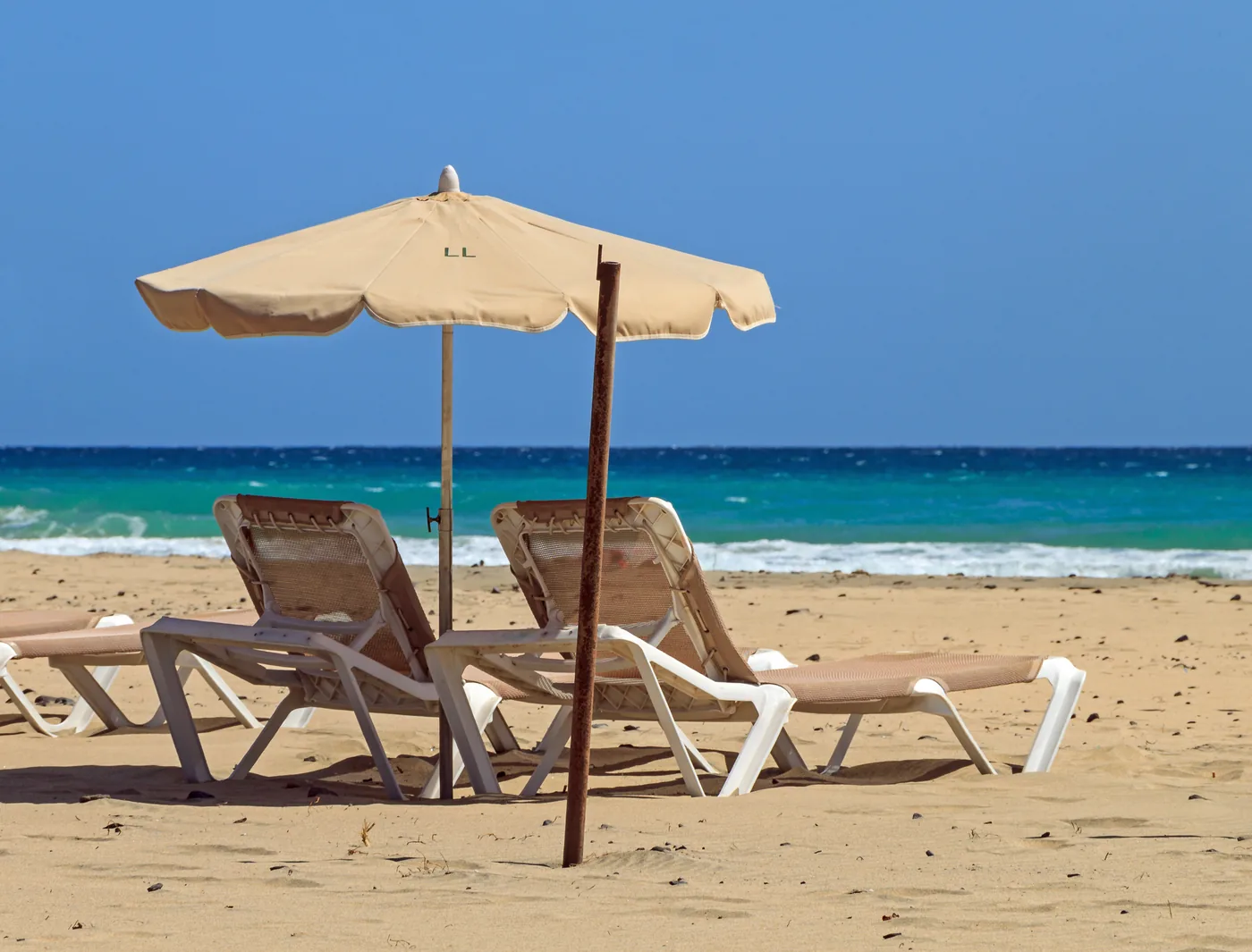 Sunbeds on Playa del Matorral at Morro Jable