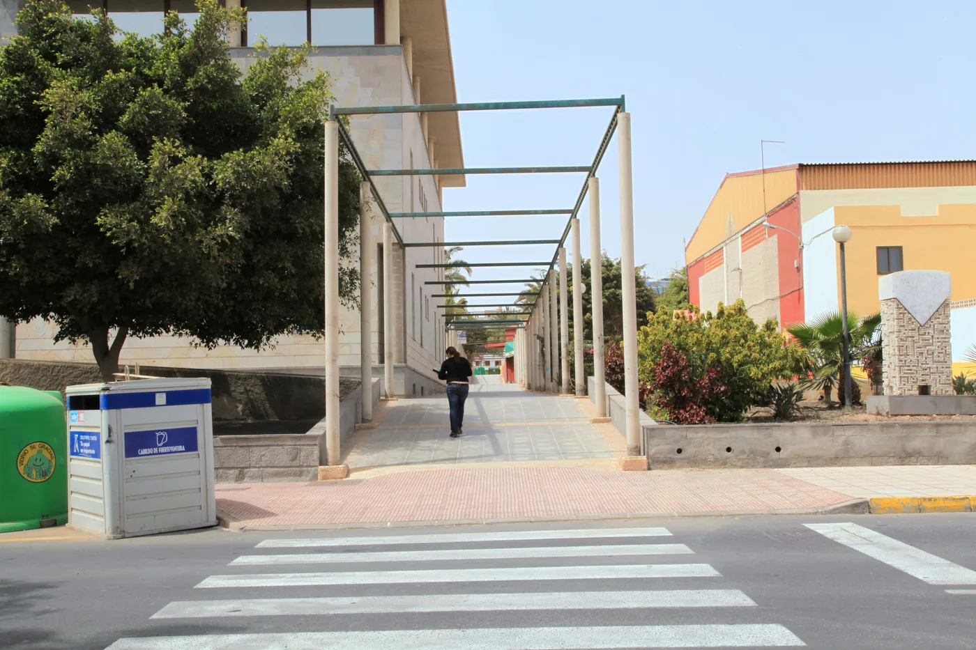 Calle Secundino Alonso, a shopping street in the centre of Puerto del Rosario